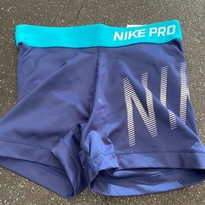 Blue Nike pros in great condition